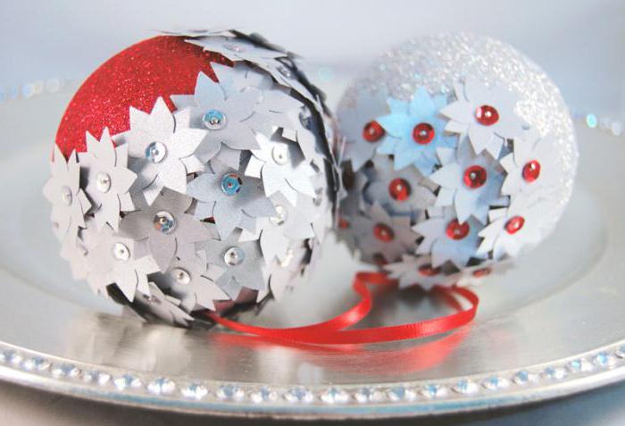 Vaahtomuovin pallot omilla käsillä. Kuinka tehdä uudenvuoden pallo polystyreenistä omilla käsilläsi?