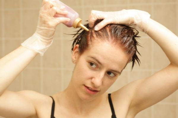 Kuin pyyhkiä hiusväri iholta: hyödyllisiä vinkkejä