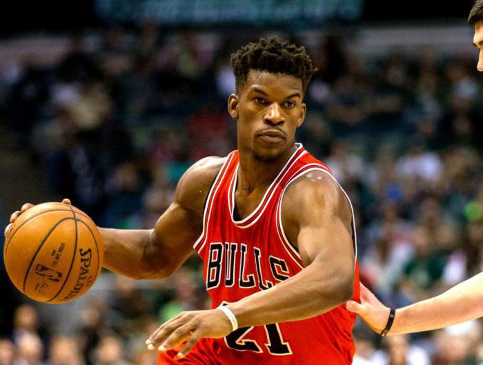 Butler Jimmy: NBA: n "Chicago Bulls" -liigan joukkueelta koripalloilija