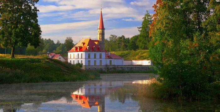 Grand Gatchina Palace - Gatchina Museum-Reserve: kuvaus, historia, miten pääset sinne